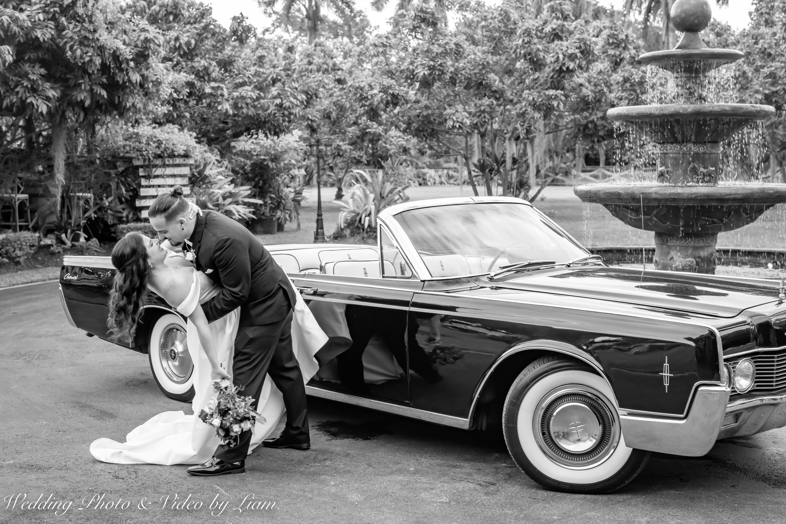 Black and white wedding photography in Florida